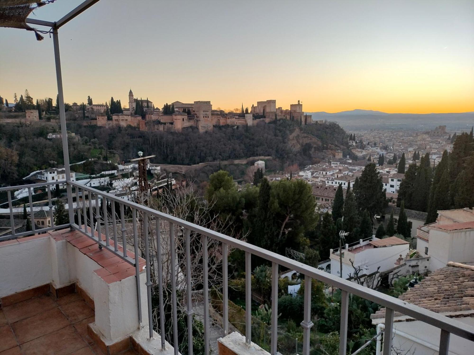 Apartamentos Miradores De Granada Vistas Alhambra Y Albaicin Historico — Photos 1